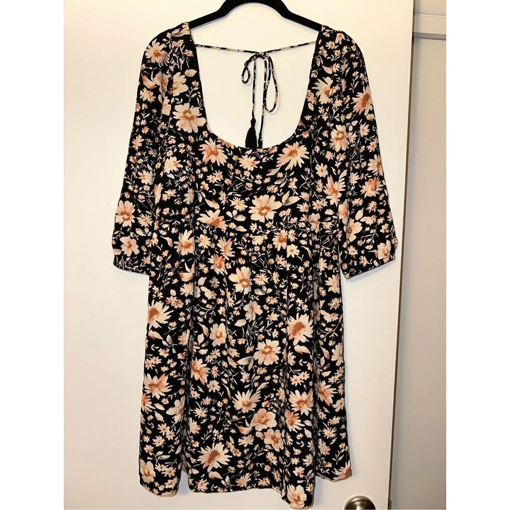 American Eagle Floral Boho Open Back Dress NWT Size Small
